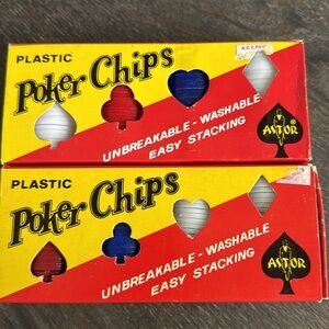Astor plastic poker chips, 100 chips, red, white, and blue unbreakable washable